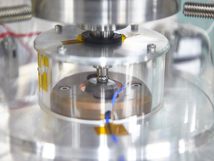 ムソー工業　実験装置　フライホイール型摩擦試験機